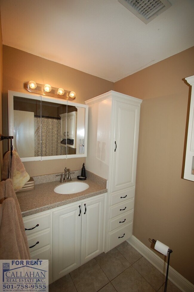 Foto del edificio - Sherwood 3 bedroom Home