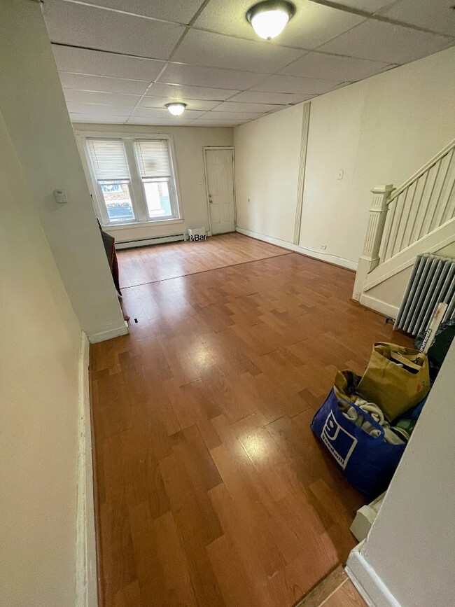 Living/Dining Room - 2732 Earp St