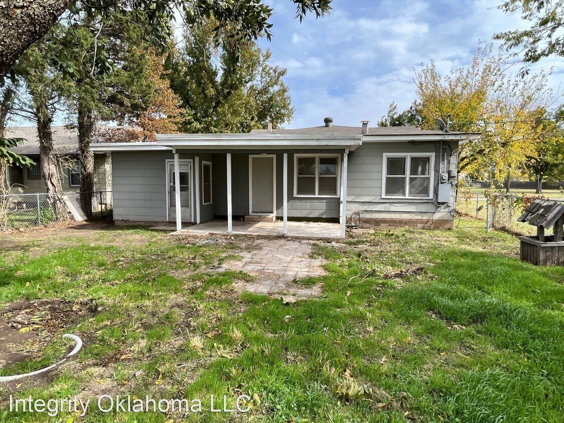 2 br, 1 bath House 4105 N. Redmond House Rental in Bethany, OK