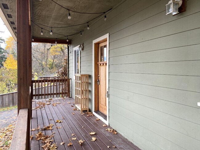 Foto del edificio - Close to Providence Hospital