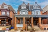 Foto principal - 922 S 49th St