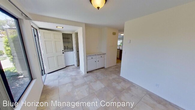 Foto del edificio - 2 br, 1.5 bath House - 7072 Marymount Way