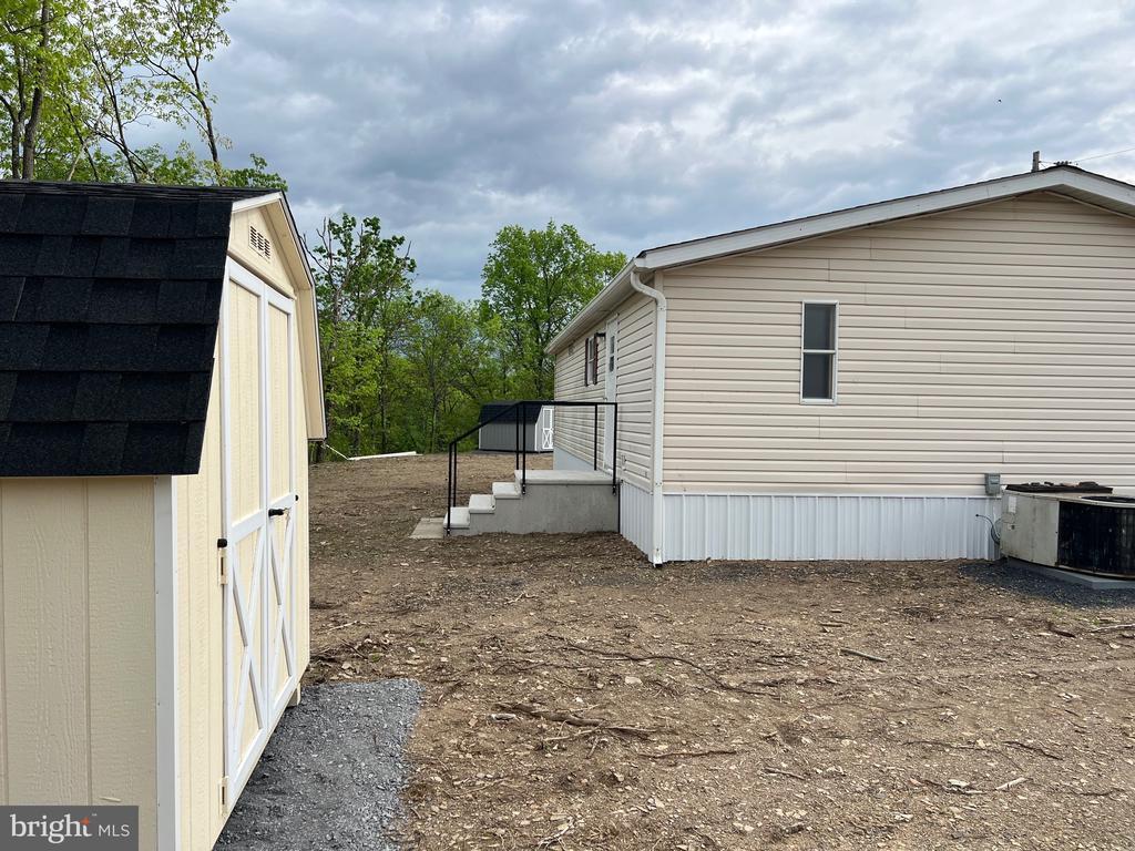 Primary Photo - 34 Dugan Ct