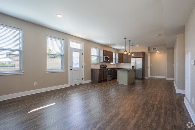 4 habitaciones, 2 baños - 1,320 pies cuadrados - Sala de estar - Trowbridge Flats