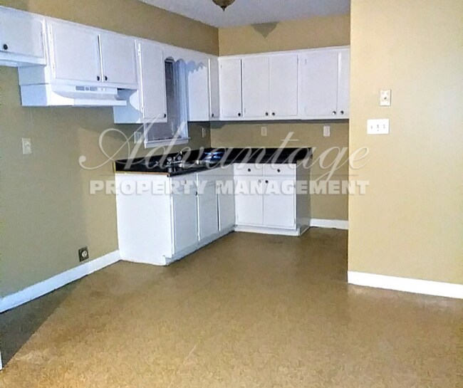 Building Photo - Nice Home in Frayser