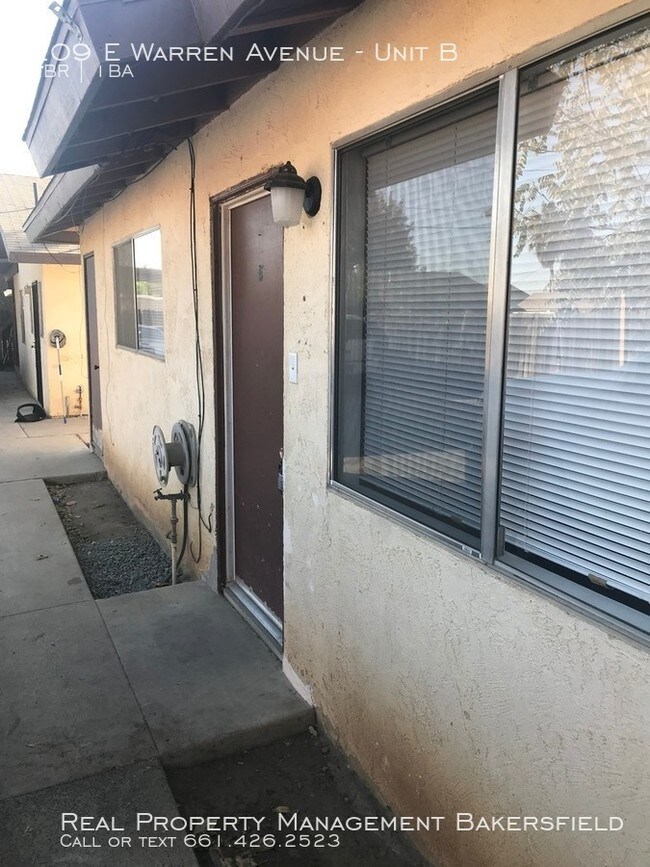 Building Photo - 209 E Warren Avenue Unit B - MOVE IN SPECIAL