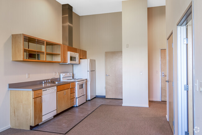 1BR, 1BA, - 600SF - Kitchen - Shaver Green Apartments