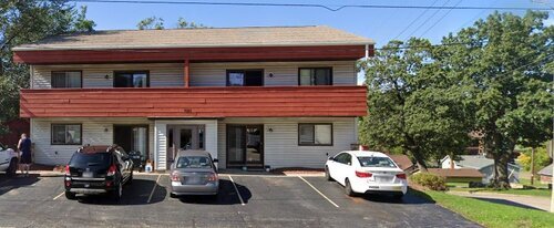 Primary Photo - 1045 Oak St