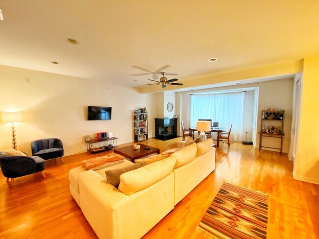 Foto del edificio - 1814 W North Ave