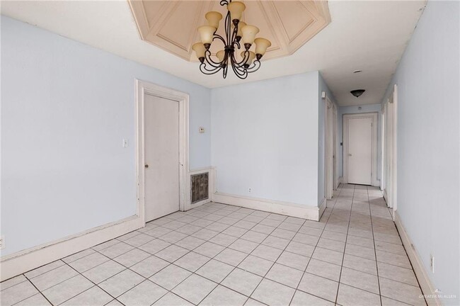 Building Photo - 14 W 26th St