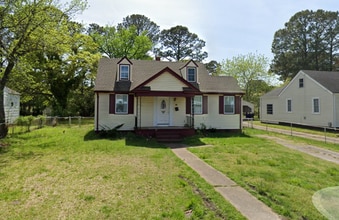 Building Photo - 35 Fairview Cir N