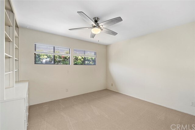 Building Photo - 910 Kings Rd