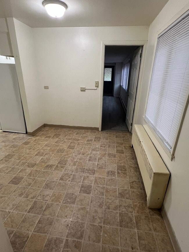 Foto del edificio - 1013 Dryden Rd