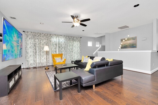 Building Photo - 2003 Wichita St