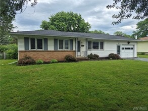 Building Photo - 66 Landau Dr