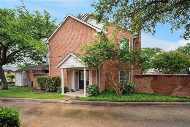 Foto principal - 4050 Frankford Rd
