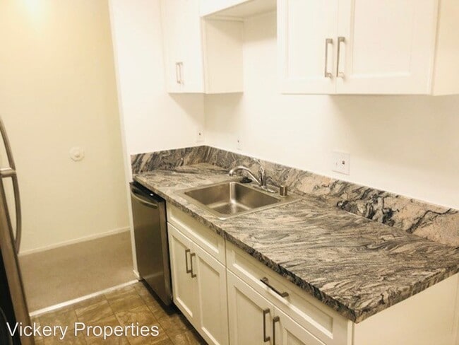 Building Photo - 1 br, 1 bath Condo - 4081 Clayton Road #332