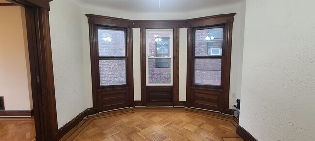 Foto del edificio - 49 Hudson Pl