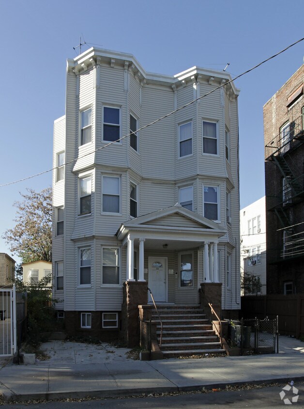 169 Delaware Ave, Jersey City, NJ 07306 Apartments in Jersey City, NJ