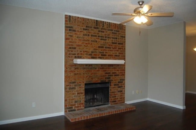 Building Photo - 3801 14th St