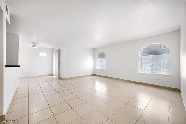 Foto del edificio - 9325 W Desert Inn Rd