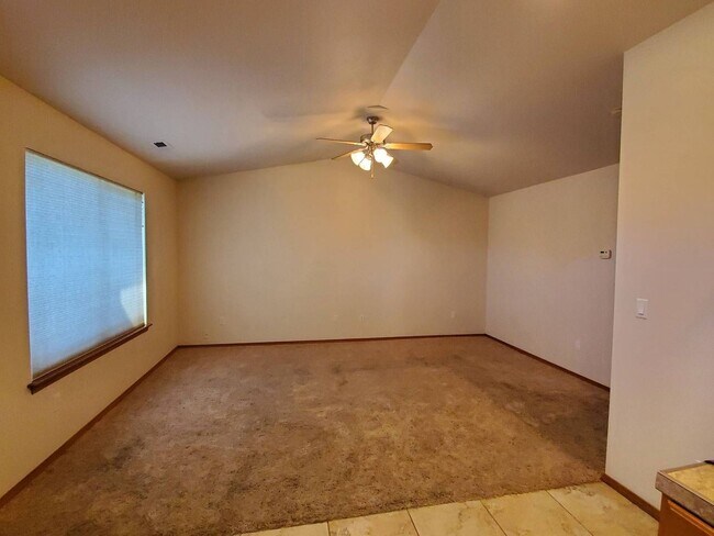 Foto del edificio - 7579 Cox St NE