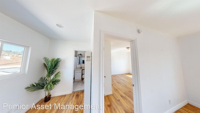 Building Photo - 1 br, 1 bath House - 3629 1/2 Marmion Way