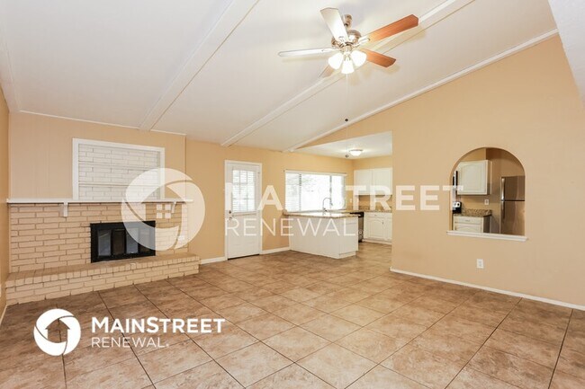 Building Photo - 6515 Forestview Dr