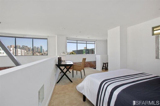 Foto del edificio - 1233 Howard St