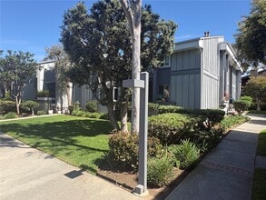 Building Photo - 16982 Pacific Coast Hwy