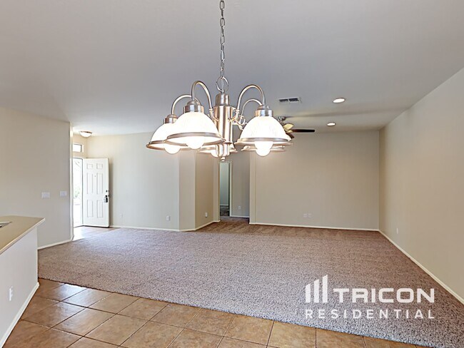 Building Photo - 17457 W Hilton Avenue Goodyear AZ