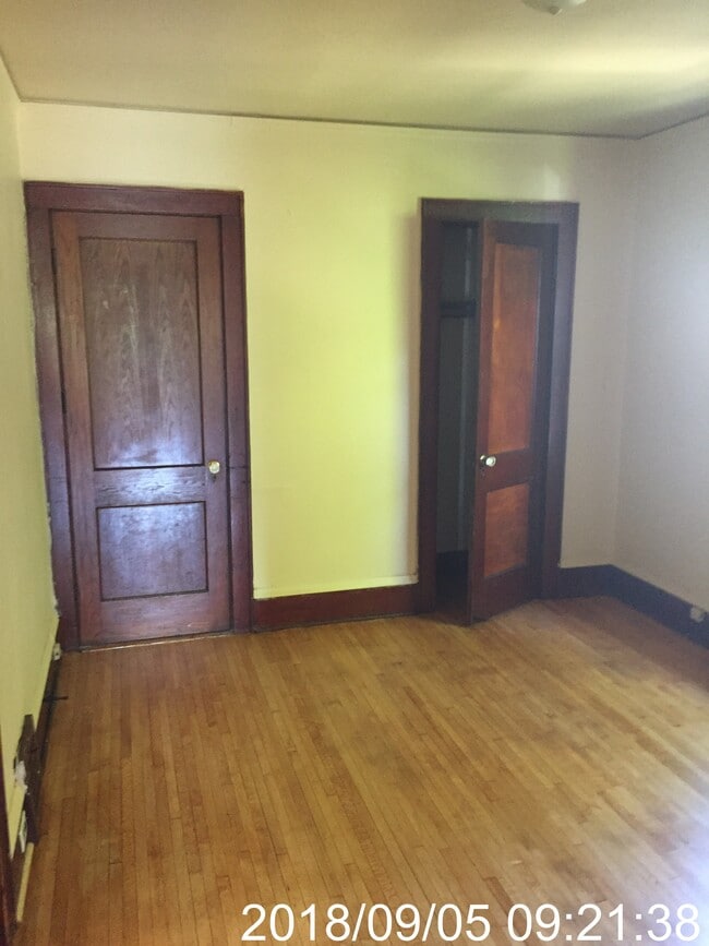 Building Photo - 510 N 32nd St