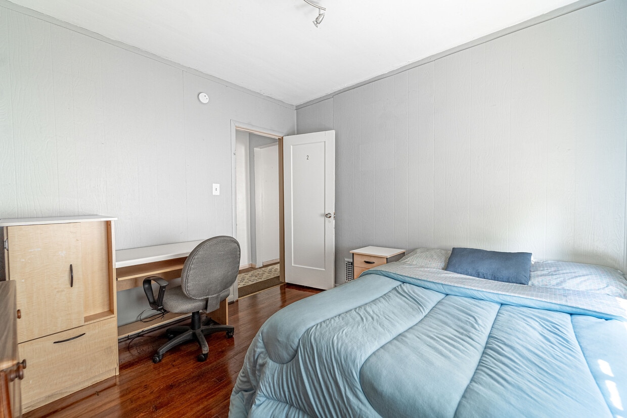 Primary Photo - 163 W End Ave