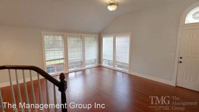 Building Photo - 3 br, 3 bath House - 2806 SE Bella Vista Road