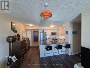 Building Photo - 205 Sherway Gardens Rd