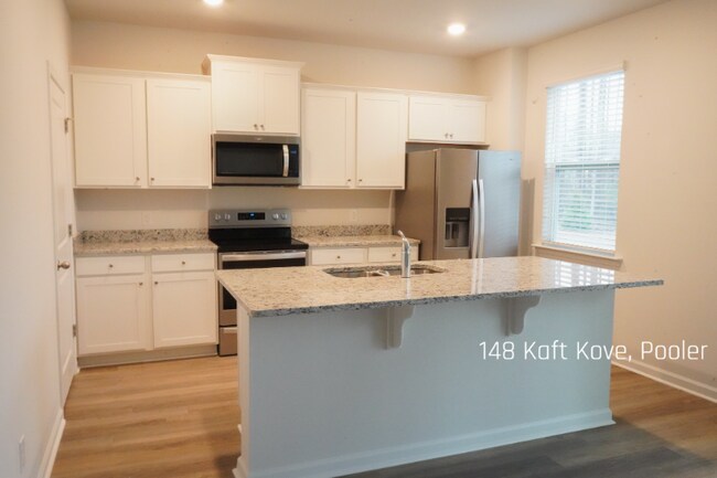 Building Photo - 148 Kraft Kove