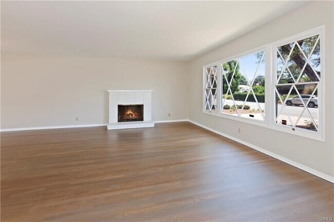 Foto del edificio - 13161 Crestline Dr