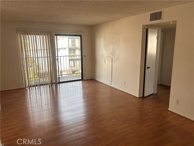 Foto del edificio - 822 E Lomita Ave