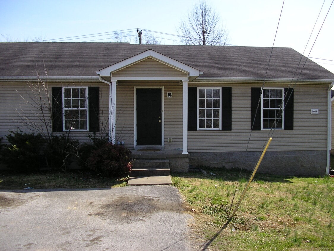 Primary Photo - 502 Clark St