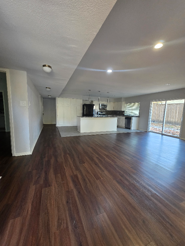 Photo - 2808 Charter Oak Dr House