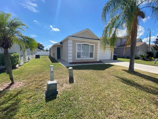 Foto del edificio - 4 Bedroom Pool Home in Davenport, FL