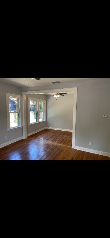 Building Photo - 1021 Acosta St