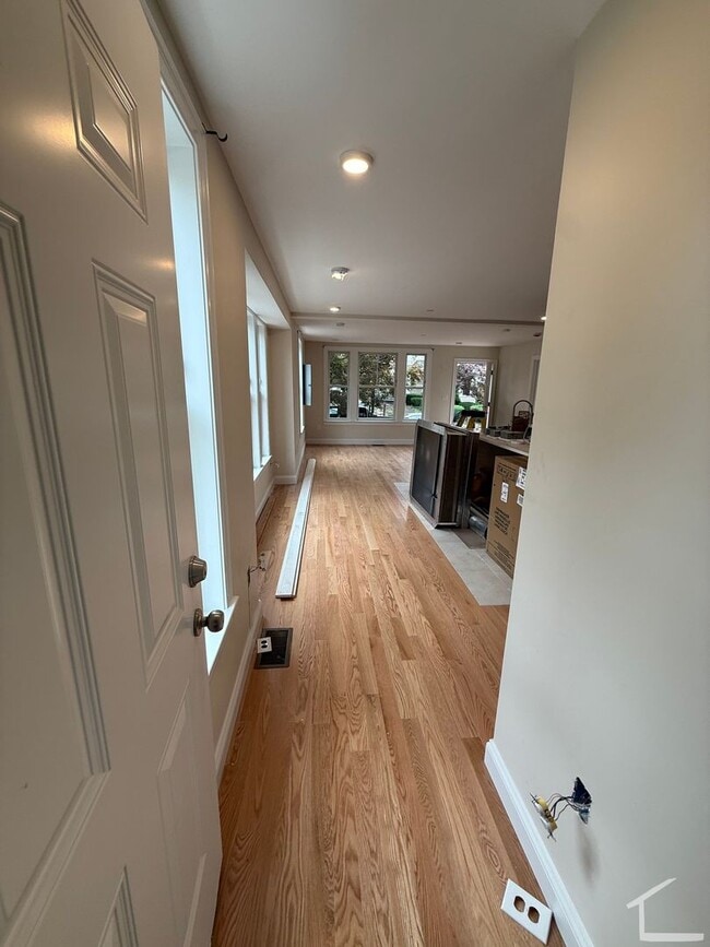 Photo - 64 Ashford St Townhome