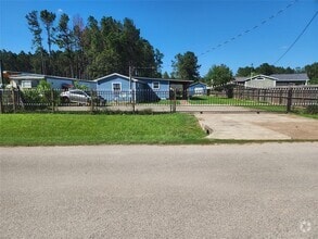 Building Photo - 2010 County Rd 3479B