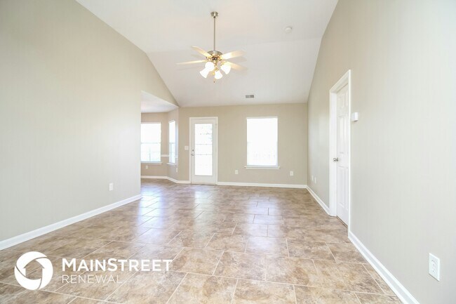 Building Photo - 245 Grovedale Trce