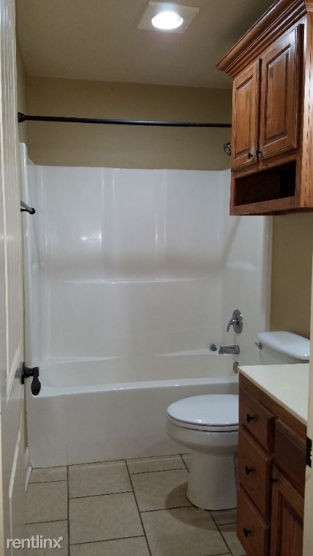Building Photo - 2 br, 1 bath Apartment - 511-1 Chestnut St