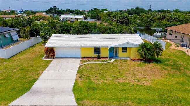 Building Photo - 644 Bonita Ct