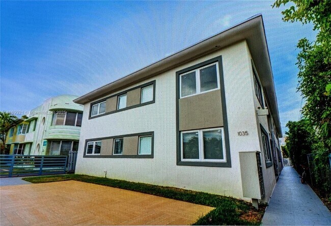 Building Photo - 1035 Euclid Ave