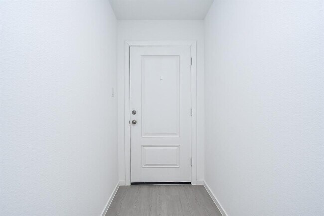 Foto del edificio - 21435 Montecagnano Ave