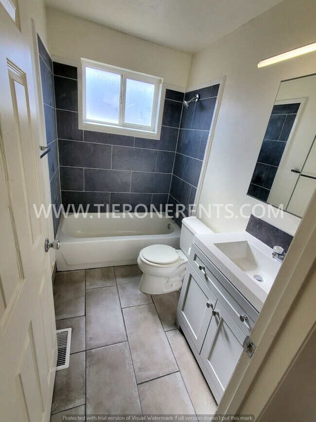Building Photo - This property offers a no deposit option a...